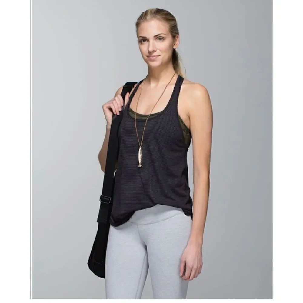 Lululemon 105 F Singlet (Seriously Light Luon) size 4 Black